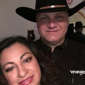 Meet your Posher, Fatima